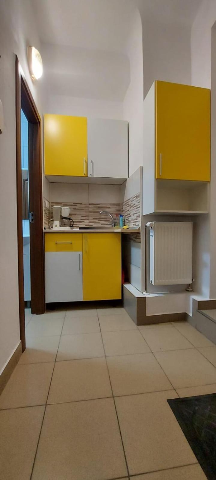 בראשוב Central Studio In Historic Center מראה חיצוני תמונה